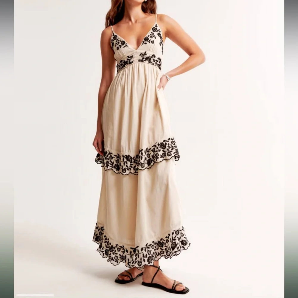 Abercrombie & Fitch Tiered Ruffle Maxi Dress